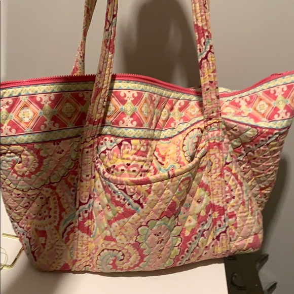 Vera Bradley tote / beach bag
